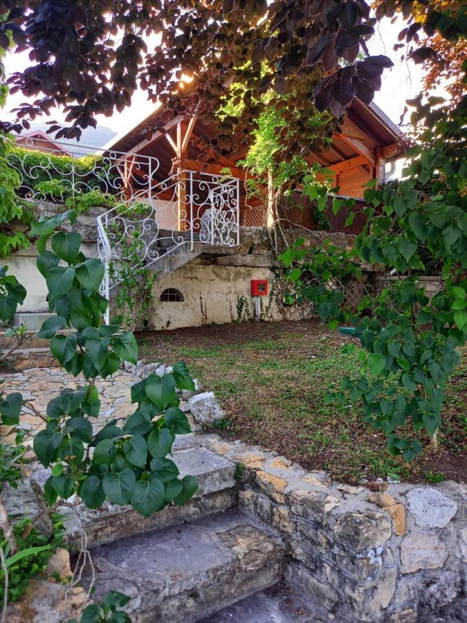 Auberge Des Chasseurs Échenevex Exterior foto
