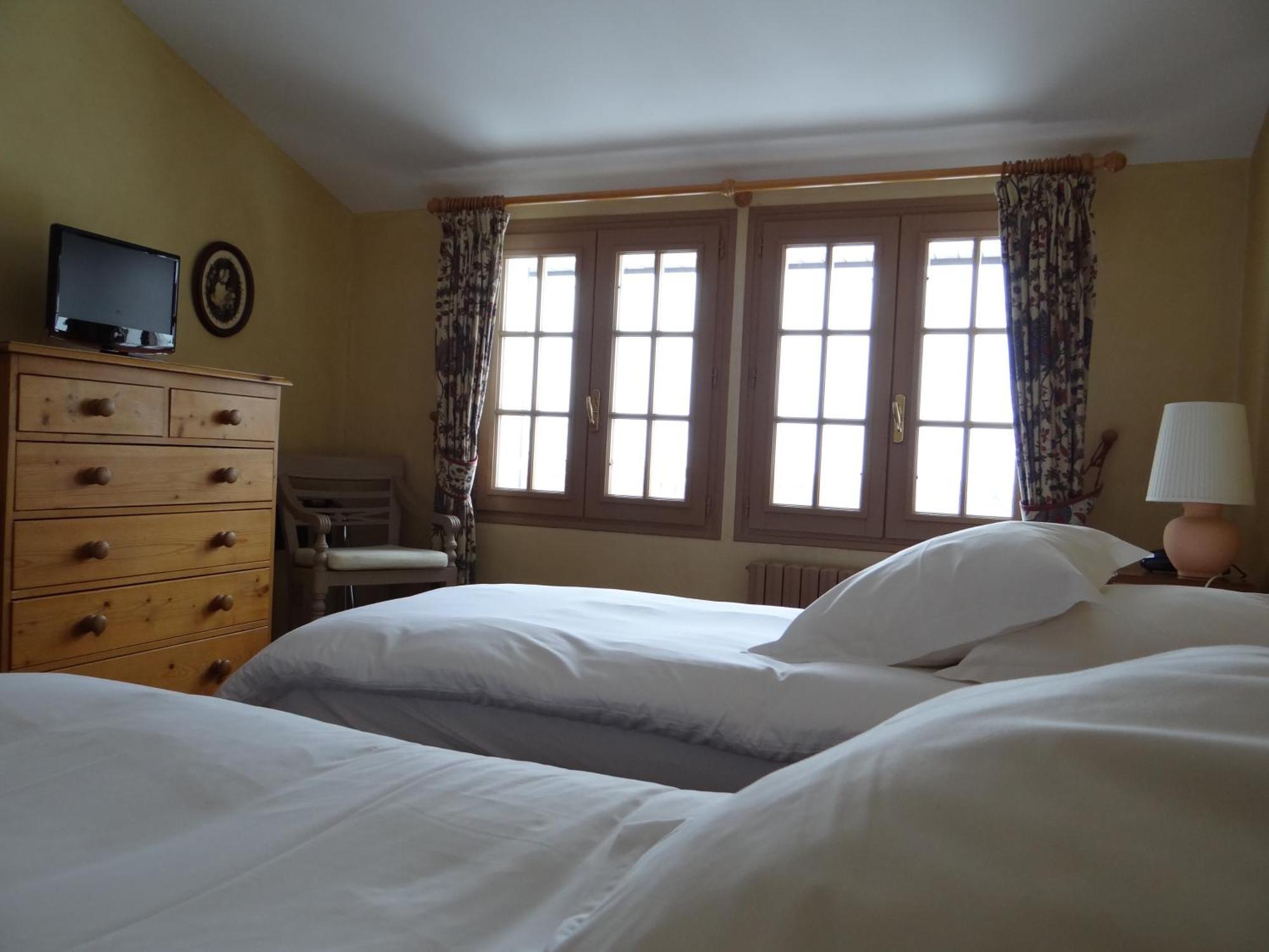 Auberge Des Chasseurs Échenevex Cameră foto