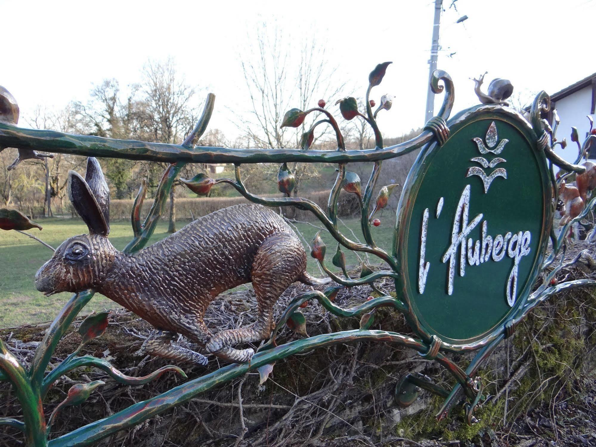 Auberge Des Chasseurs Échenevex Exterior foto